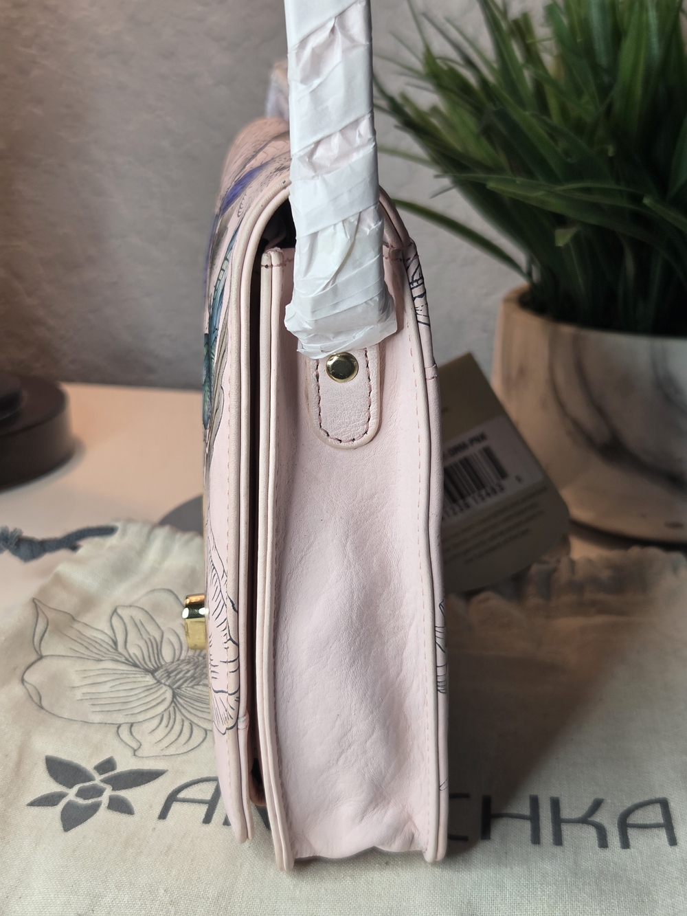 Anuschka Hand-Painted Genuine Leather Flap Front Crossbody Bag - Picture 5 of 14